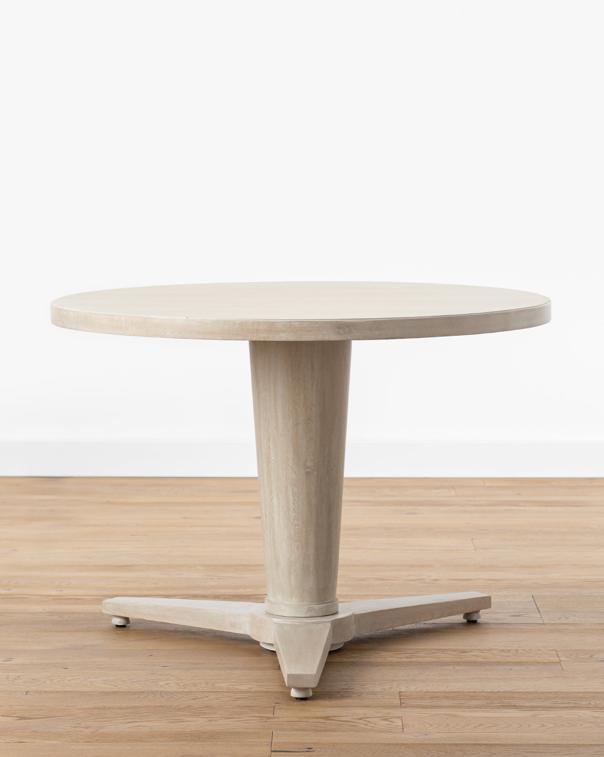 Evergreen, Orla Dining Table